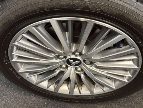 Mitsubishi Outlander 2.4 Outlander Exceed PHEV CVT 4WD 5dr 59