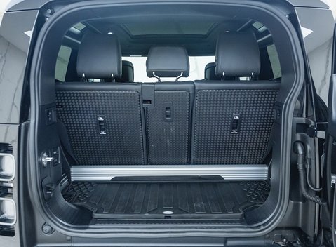 Land Rover Defender 90 V8 29
