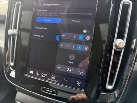 Volvo XC40 Recharge 69kWh Ultimate SUV 5dr Electric Auto (231 ps) 48