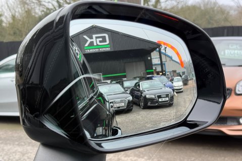 Volvo XC90 B5 ULTIMATE DARK AWD MHEV -ONE OWNER - VAT Q -B&W -PAN ROOF -ACC -BLIS 61