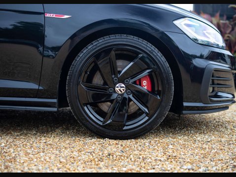 Volkswagen Golf 2.0 Golf GTi Performance TSi 5dr 34