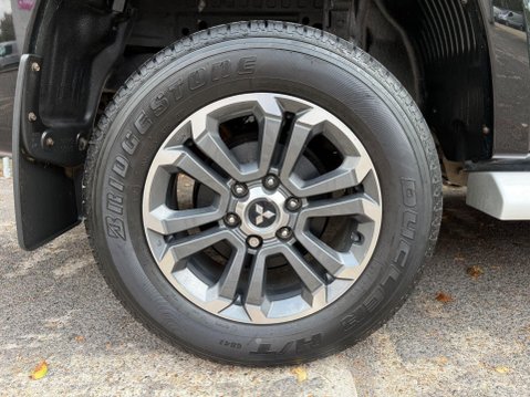 Mitsubishi L200 DI-D WARRIOR DCB 12