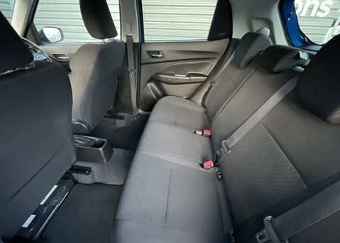 Suzuki Swift SZ5 DUALJET MHEV 16