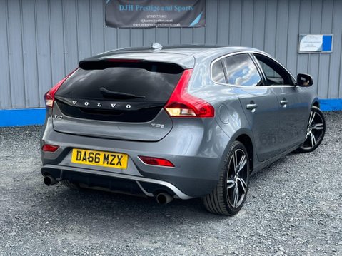 Volvo V40 2.0 T2 R-Design Pro Euro 6 (s/s) 5dr 10