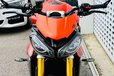 Triumph Speed Triple Speed Triple RS 1160 11