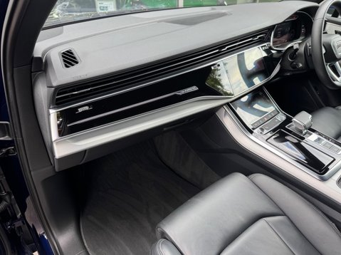 Audi Q7 TDI QUATTRO S LINE MHEV 41