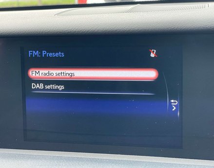 Lexus Is 2.5 IS 300h Advance CVT 4dr 30