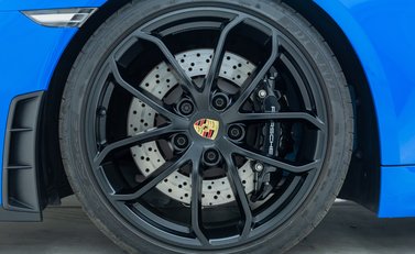 Porsche 718 SPYDER 26