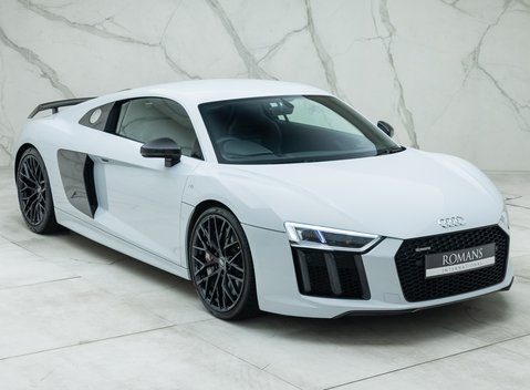 Audi R8 V10 PLUS 8