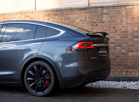 Tesla Model X X P100 8