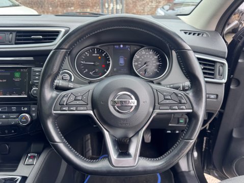 Nissan Qashqai DCI TEKNA DCT 13