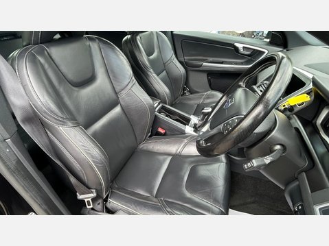 Volvo XC60 2.0 D4 R-Design Lux Nav Euro 6 (s/s) 5dr 36