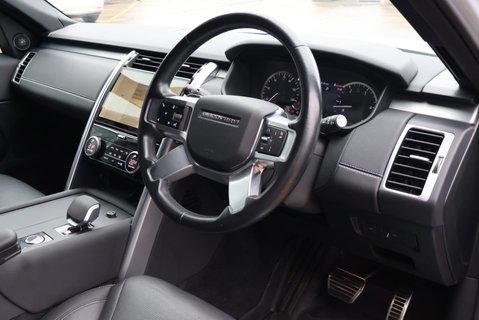 Land Rover Discovery R-DYNAMIC SE MHEV In RARE PEARL WHITE BLACK ROOF AND REAR SEATS  LOW MILES  11