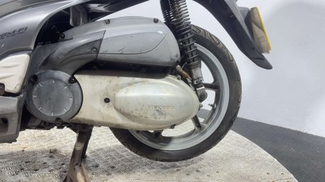 Honda SH300i SH300 2010 300CC PROJECT RUNNING SCOOTER SPARES OR REPAIR BIKE 14