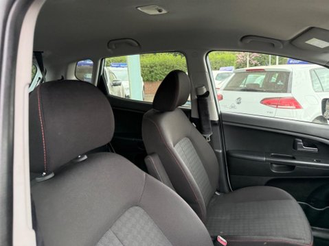 Kia Venga 1.4 EcoDynamics SR7 Euro 5 (s/s) 5dr 13