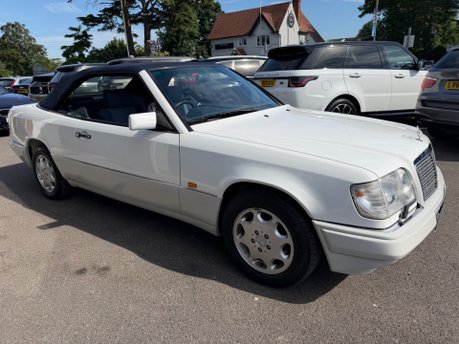 Mercedes-Benz E Class 3.2 E320 Cabriolet 2dr Petrol Automatic (217 bhp) 42