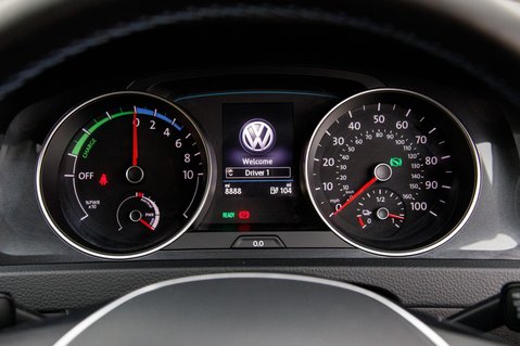 Volkswagen Golf E-GOLF 15