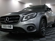 Mercedes-Benz GLA GLA 180 URBAN EDITION 27