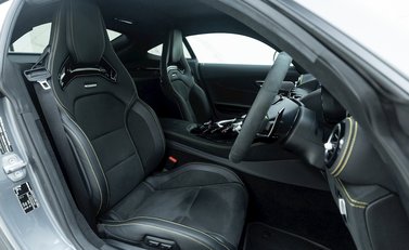 Mercedes-Benz AMG GT R GT R Premium 10