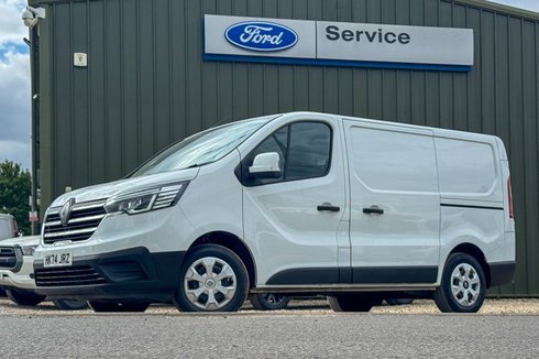Renault Trafic SWB L1H1 [SOLD MM] Low Roof Advance LL31 Air Con Sensors EURO 6