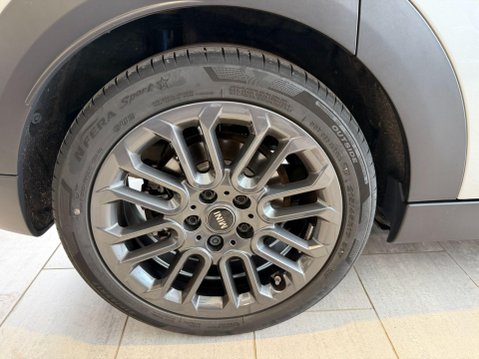 Mini Hatch 2.0S Classic Steptronic Euro 6 (s/s) 5dr 6