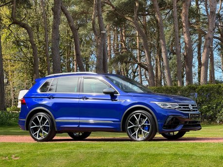 Volkswagen Tiguan R TSI 4MOTION DSG 11