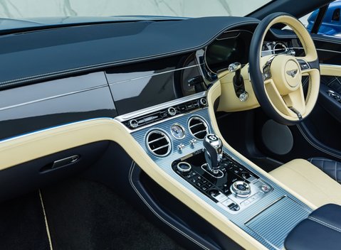 Bentley Continental GTC W12 First Edition 22