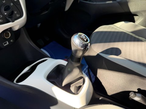 Toyota Aygo 1.0 VVT-i x-play Euro 6 5dr 13