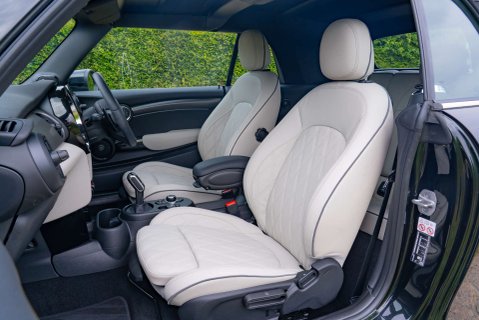 Mini Convertible John Cooper Works 9