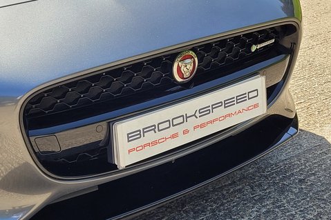 Jaguar F-Type V6 R-DYNAMIC 11