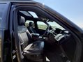 Land Rover Discovery SD6 HSE 27