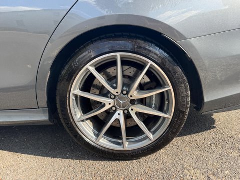 Mercedes-Benz E Class 4.0 E63 V8 BiTurbo AMG SpdS MCT 4MATIC+ Euro 6 (s/s) 4dr 48