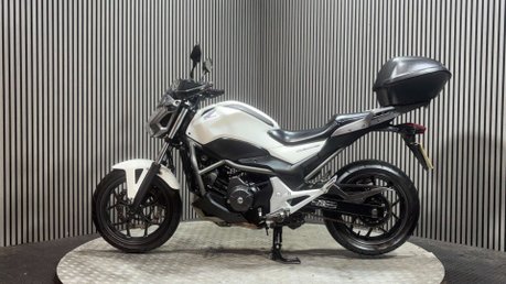 Honda NC700 2012 ONLY 19K NEW MOT 47BHP A2 READY SERVICED COMMUTER BIKE 6