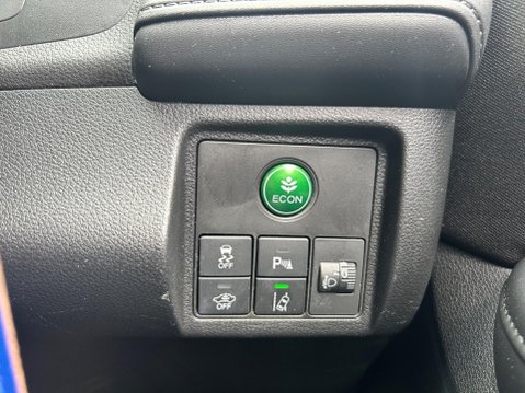 Honda HR-V I-VTEC SE 19