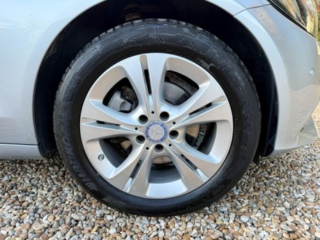Mercedes-Benz C Class 2.1 C220d SE Saloon 4dr Diesel 7G-Tronic+ Euro 6 (s/s) (170 ps) 13