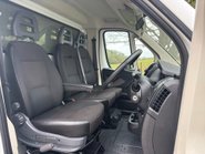 Peugeot Boxer 165ps BlueHDi 335 Drop & Go Low Floor Traffic Management - Toolbox 4