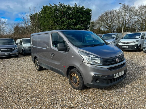 Fiat Talento SWB L1H1 Low Roof Sensors Tow Bar EURO 6 NO VAT 4