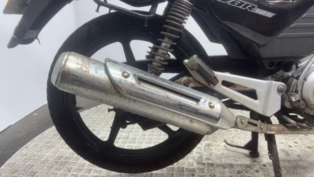 Yamaha YBR 125 2007 12K RUNNING PROJECT BIKE SPARES OR REPAIR LEARNER BIKE 125CC 21