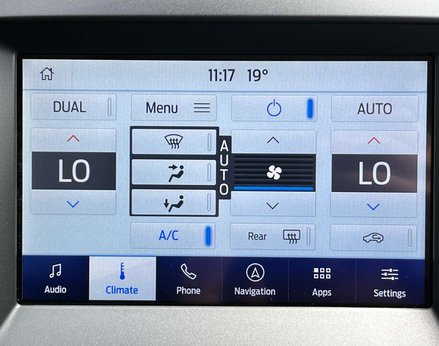 Ford S-Max 2.5 S-Max Titanium HEV CVT 5dr 40