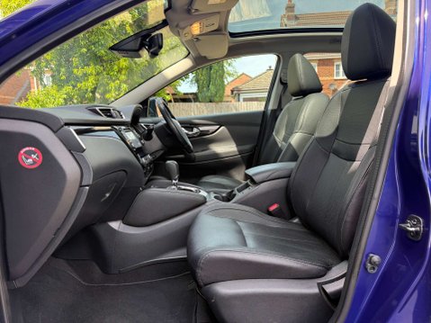Nissan Qashqai 1.6 dCi Tekna SUV 5dr Diesel XTRON 2WD Euro 5 (s/s) (130 ps) 54