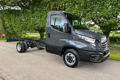 Iveco Daily 35C18H 3750WB Chassis Cab 5