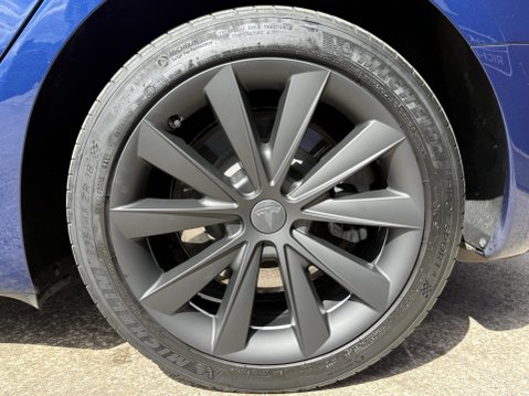 Tesla Model 3 (Dual Motor) Long Range Saloon 4dr Electric Auto 4WDE (346 ps) 16