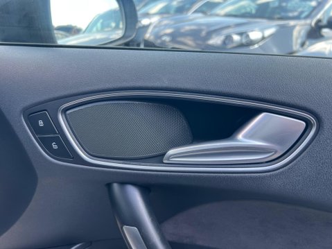 Audi A1 1.4 TFSI CoD Black Edition S Tronic Euro 6 (s/s) 3dr 40