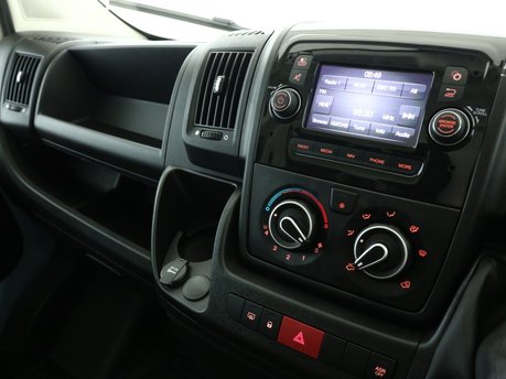 Citroen Relay 2.2 BlueHDi L2H2 Van 140ps Enterprise Pro 8