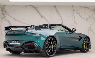 Aston Martin Vantage F1 Edition Roadster 23