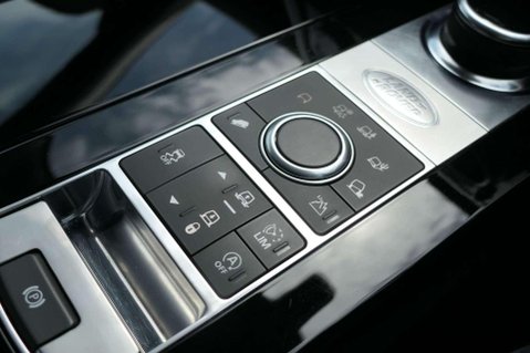 Land Rover Discovery TD6 HSE 25