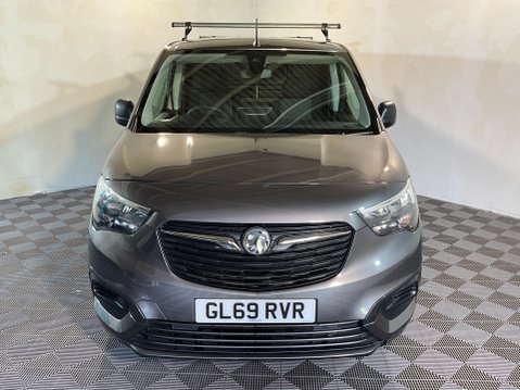 Vauxhall Combo 1.5 Turbo D 2300 Sportive L2 H1 Euro 6 (s/s) 4dr 4