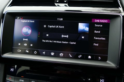 Jaguar F-Pace 2.0 F-Pace Chequered Flag AWD Auto 4WD 5dr 35