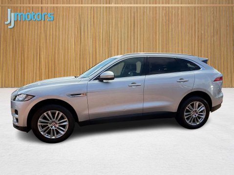 Jaguar F-Pace 2.0 D240 Portfolio SUV 5dr Diesel Auto AWD Euro 6 (s/s) (240 ps) 35