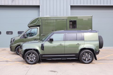 Renault Master BRAND NEW 3.5 TON STALLION BUILD EXTREME HEAVY DUTY HORSEBOX FROM SEEKER  24